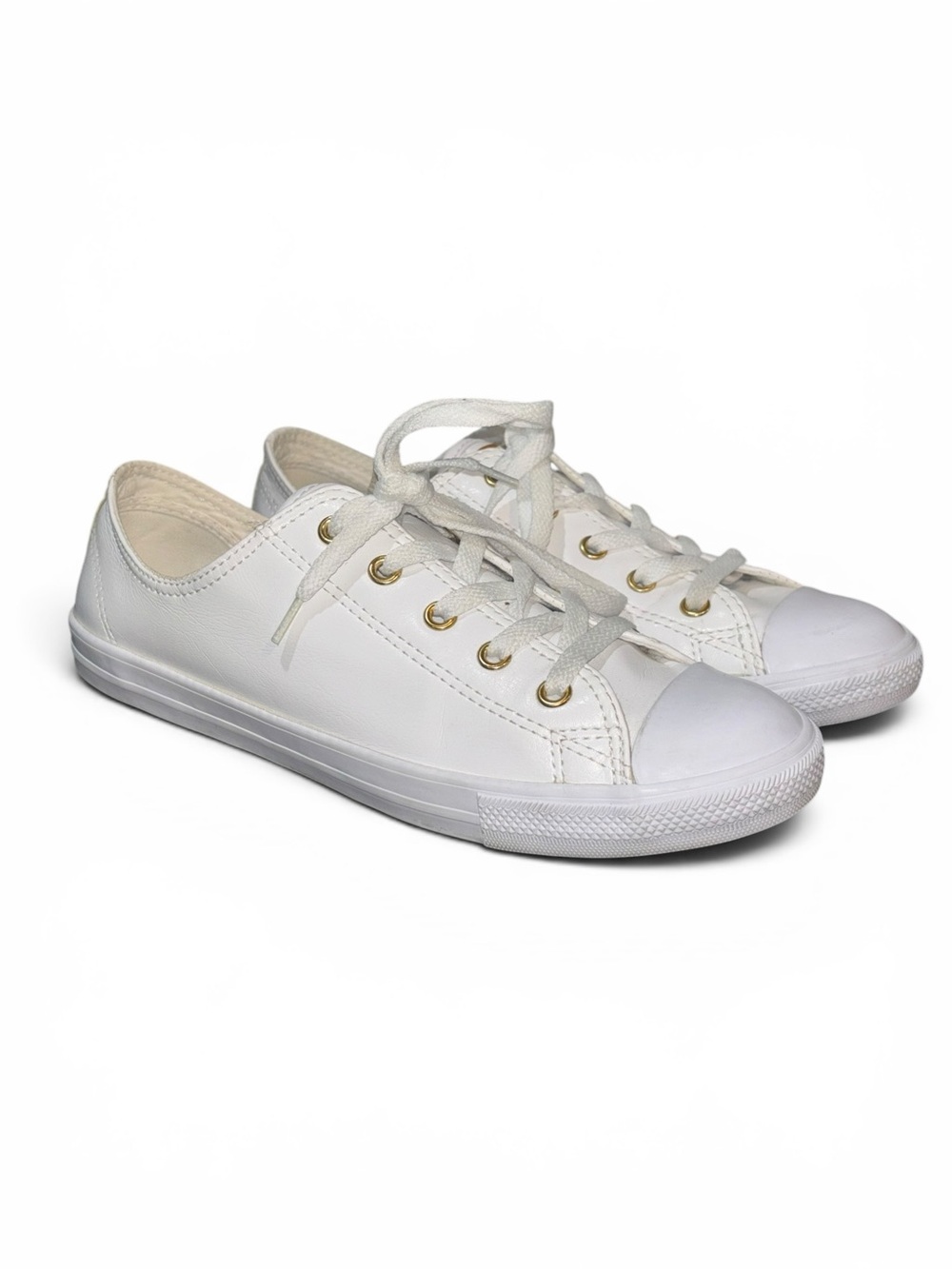 Converse White Sneakers Minimalist Low-Top Design -Women’s Size 8